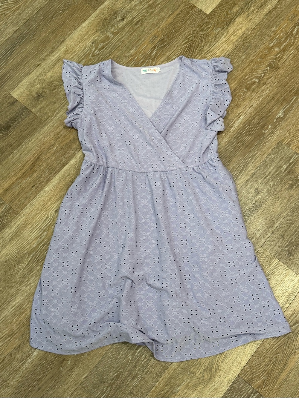 Shirley & Stone Lavender Eyelet Faux Wrap Mini Dress Size Large Flutter Sleeve